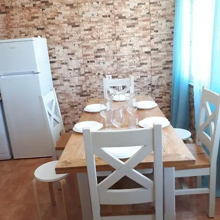 Apartament Rua Vasco Santana - N28 *
