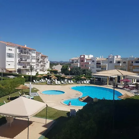 Rua Vasco Santana - N28 * Ταβίρα