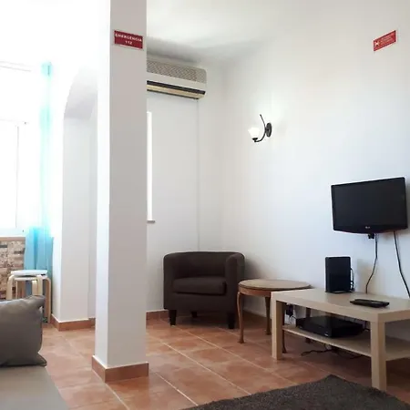 Rua Vasco Santana - N28 * Ταβίρα