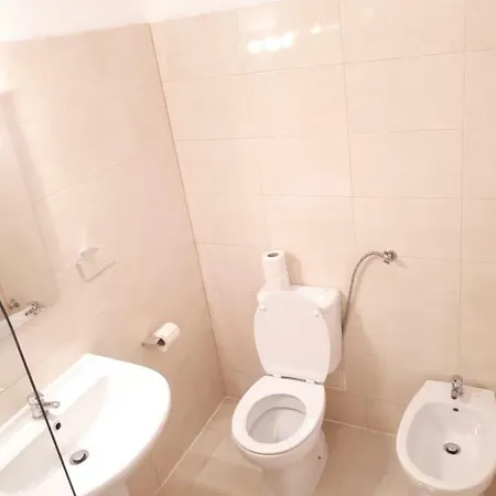 Rua Vasco Santana - N28 * Ταβίρα